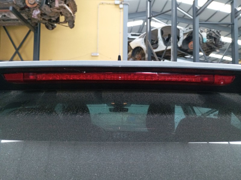 Recambio de luz central de freno para skoda scala (nw1) 1.0 tsi referencia OEM IAM   