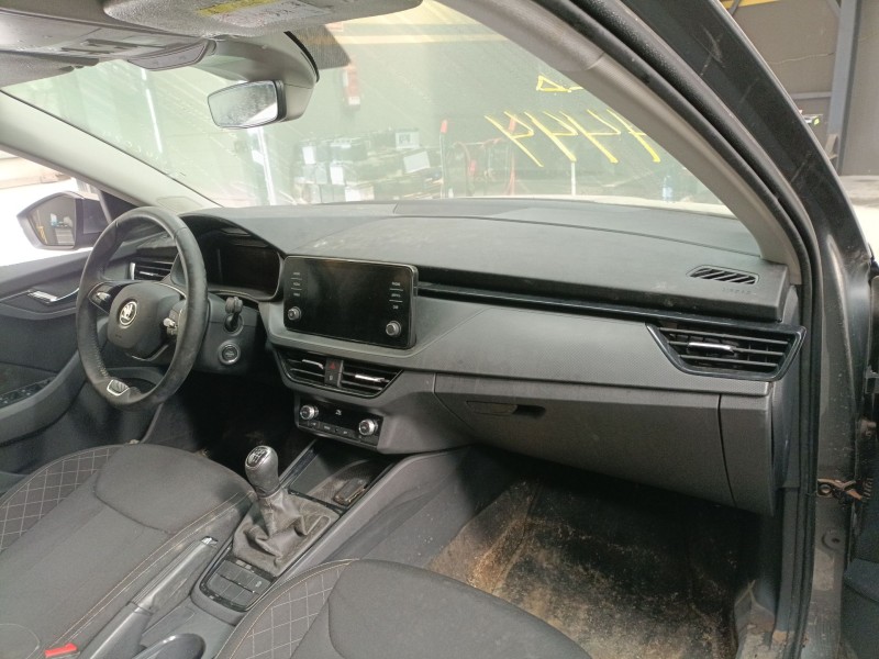 skoda scala (nw1) del año 2024