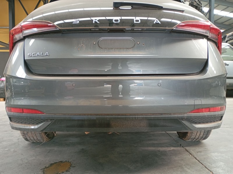 Recambio de paragolpes trasero para skoda scala (nw1) 1.0 tsi referencia OEM IAM   