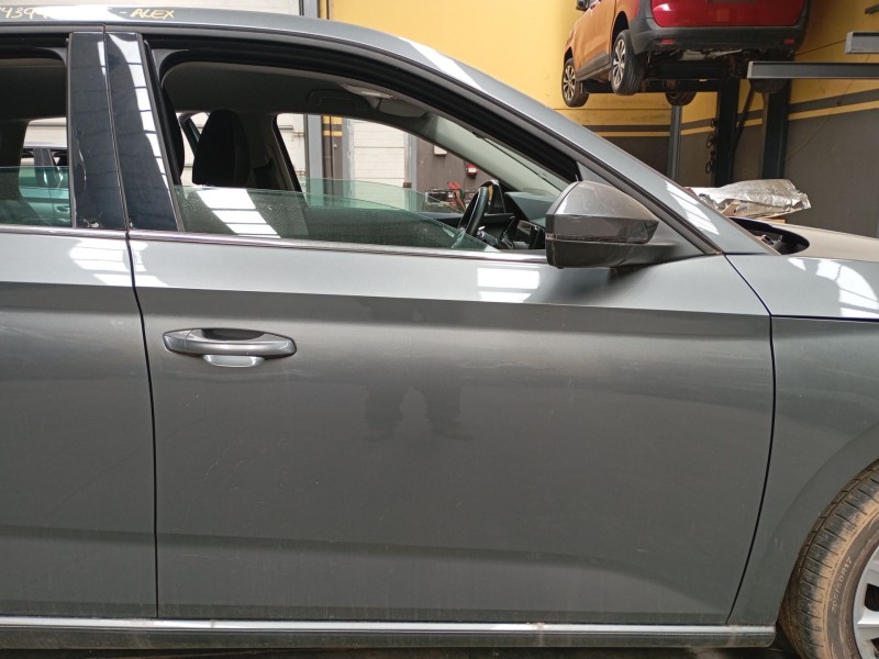 Recambio de puerta delantera derecha para skoda scala (nw1) 1.0 tsi referencia OEM IAM   