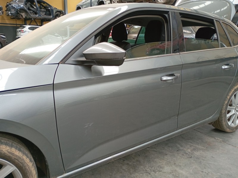 Recambio de puerta delantera izquierda para skoda scala (nw1) 1.0 tsi referencia OEM IAM   