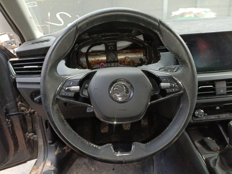 Recambio de volante para skoda scala (nw1) 1.0 tsi referencia OEM IAM   