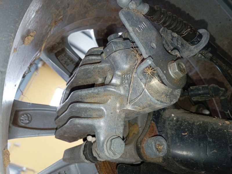 Recambio de pinza freno trasera izquierda para skoda scala (nw1) 1.0 tsi referencia OEM IAM   