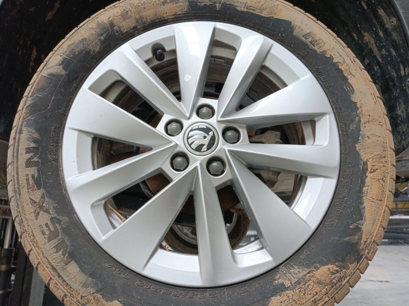 Recambio de juego llantas sin neumatico para skoda scala (nw1) 1.0 tsi referencia OEM IAM   