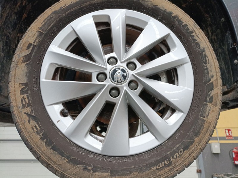 Recambio de juego llantas sin neumatico para skoda scala (nw1) 1.0 tsi referencia OEM IAM   