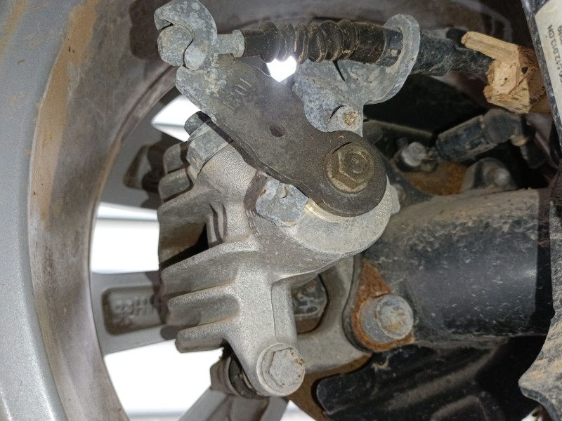 Recambio de pinza freno trasera izquierda para skoda scala (nw1) 1.0 tsi referencia OEM IAM   