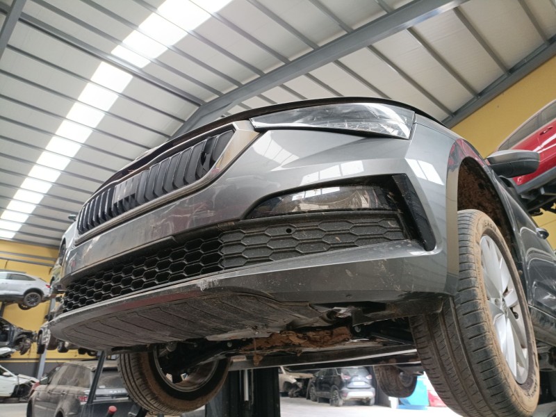 Recambio de paragolpes delantero para skoda scala (nw1) 1.0 tsi referencia OEM IAM   