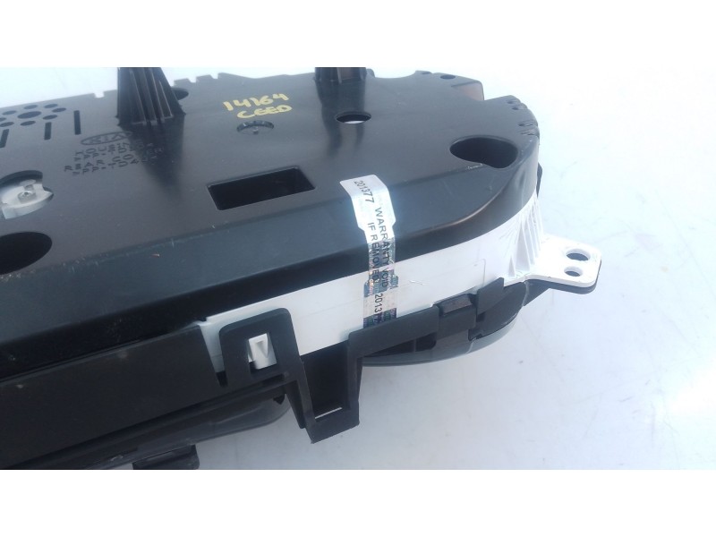 Recambio de cuadro instrumentos para kia cee´d (jd) 1.4 crdi 90 referencia OEM IAM 94033A2020  