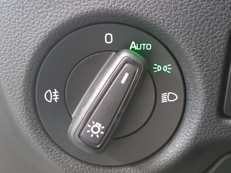 Recambio de mando luces para skoda kamiq (nw4) 1.0 tsi referencia OEM IAM   