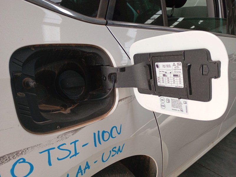 Recambio de tapa exterior combustible para skoda kamiq (nw4) 1.0 tsi referencia OEM IAM   