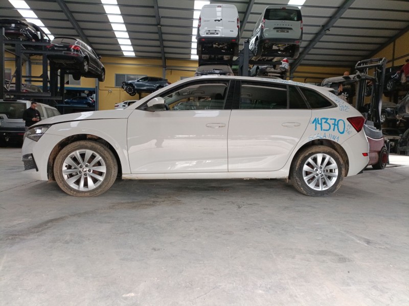 skoda scala (nw1) del año 2023