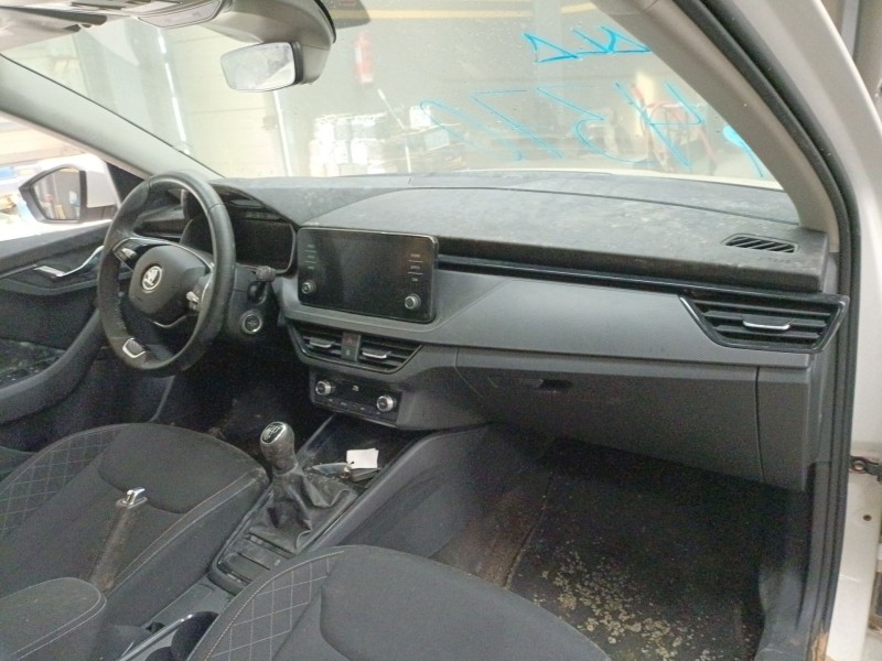 skoda scala (nw1) del año 2023