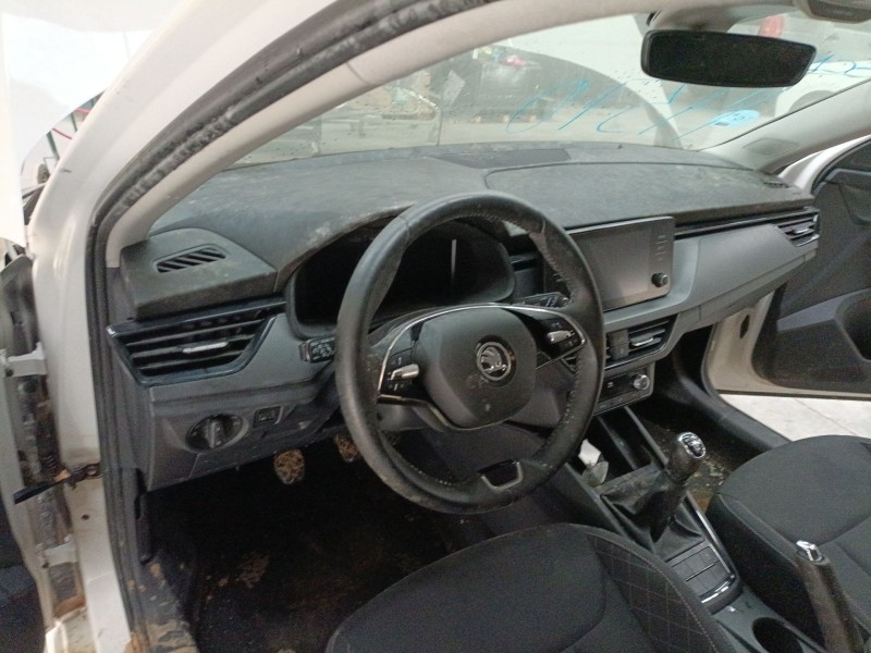 skoda scala (nw1) del año 2023