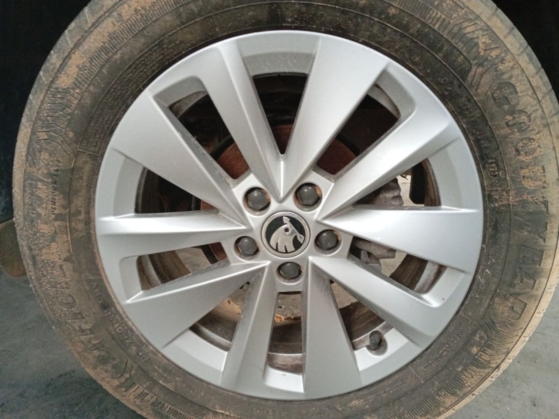 Recambio de llanta sin neumatico para skoda kamiq (nw4) 1.0 tsi referencia OEM IAM   