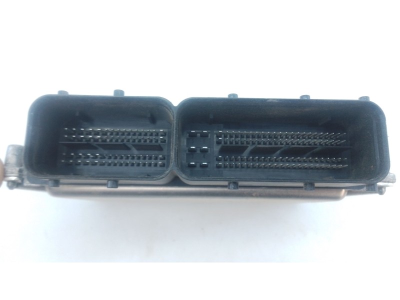 Recambio de centralita motor uce para volkswagen taigo (cs1) 1.0 tsi referencia OEM IAM 05C907394D  