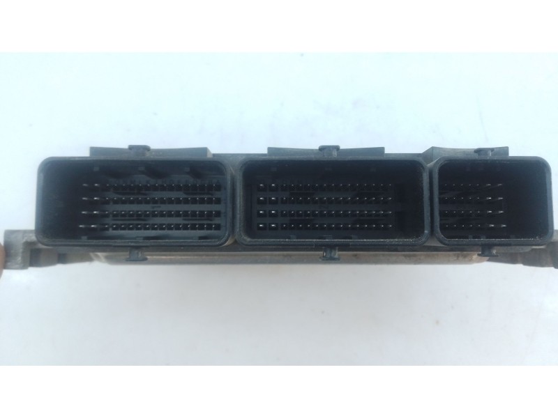 Recambio de centralita motor uce para dacia logan ii 1.5 dci / blue dci 75 referencia OEM IAM 237106319R 0281032811 