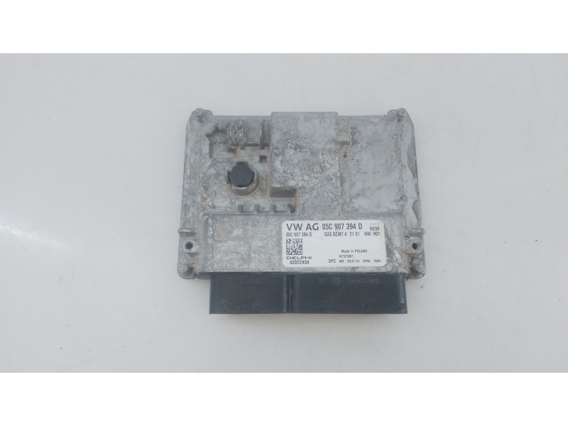 Recambio de centralita motor uce para volkswagen t-roc (a11, d11) 1.0 tsi referencia OEM IAM 05C907394D  