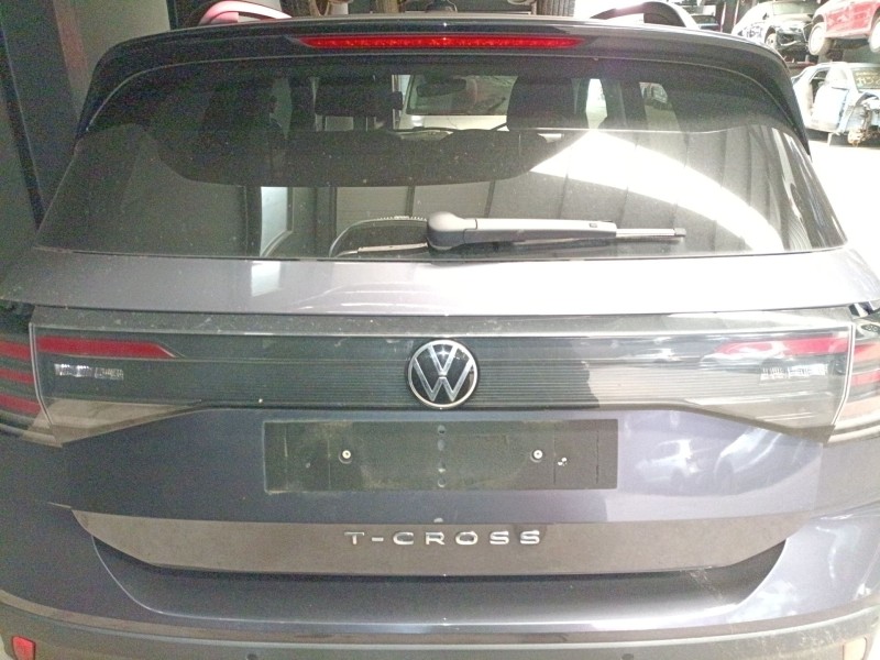 Recambio de piloto trasero central para volkswagen t-cross (c11, d31) 1.0 tsi referencia OEM IAM   