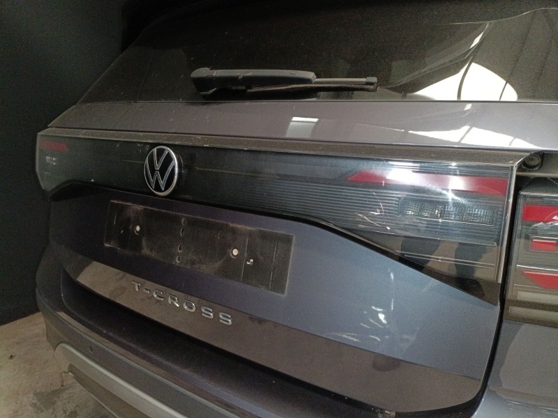 Recambio de piloto trasero central para volkswagen t-cross (c11, d31) 1.0 tsi referencia OEM IAM   