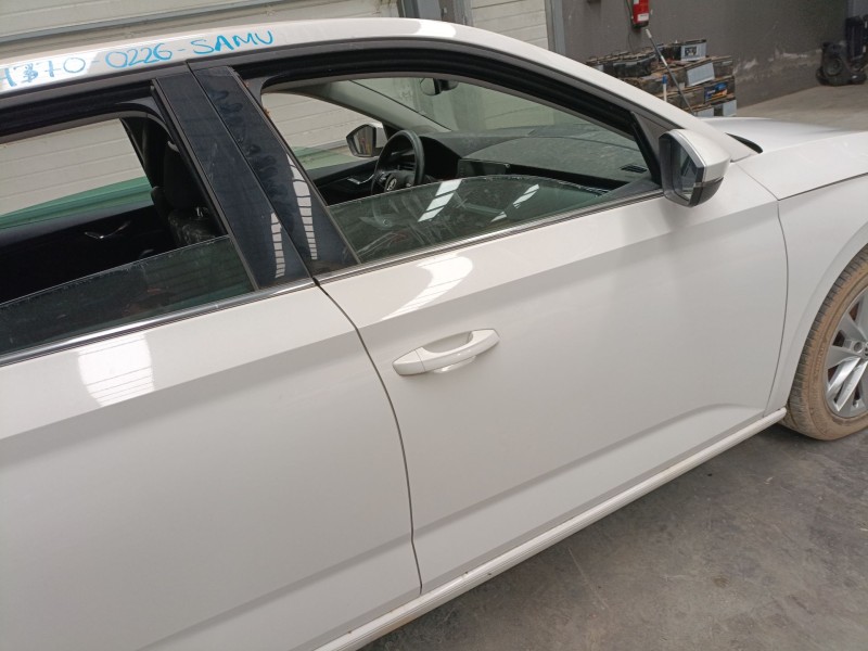 Recambio de puerta delantera derecha para skoda scala (nw1) 1.0 tsi referencia OEM IAM   