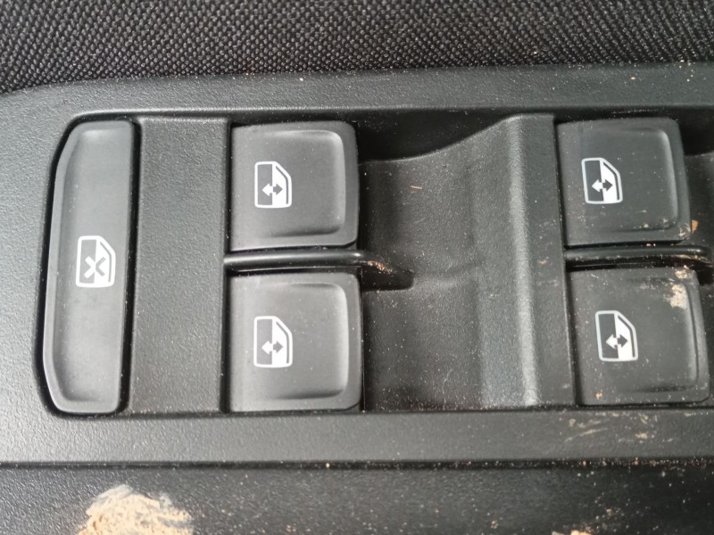 Recambio de mando elevalunas delantero izquierdo para skoda kamiq (nw4) 1.0 tsi referencia OEM IAM   
