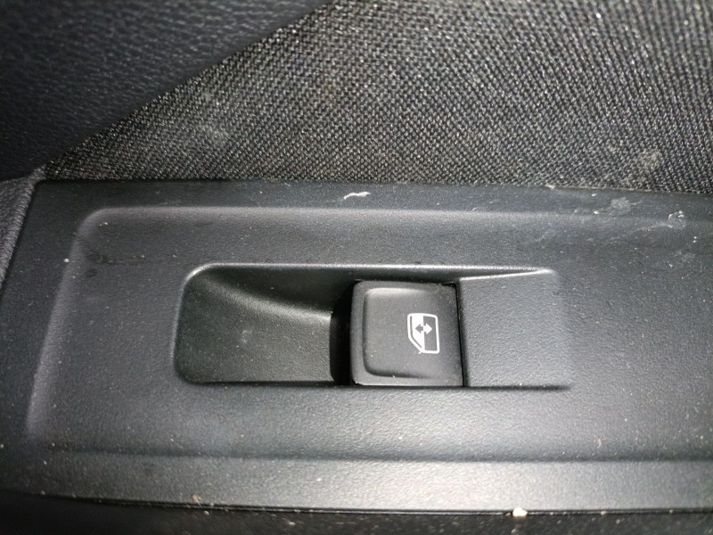 Recambio de mando elevalunas delantero derecho para skoda scala (nw1) 1.0 tsi referencia OEM IAM   