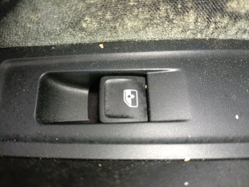 Recambio de mando elevalunas trasero derecho para skoda scala (nw1) 1.0 tsi referencia OEM IAM   
