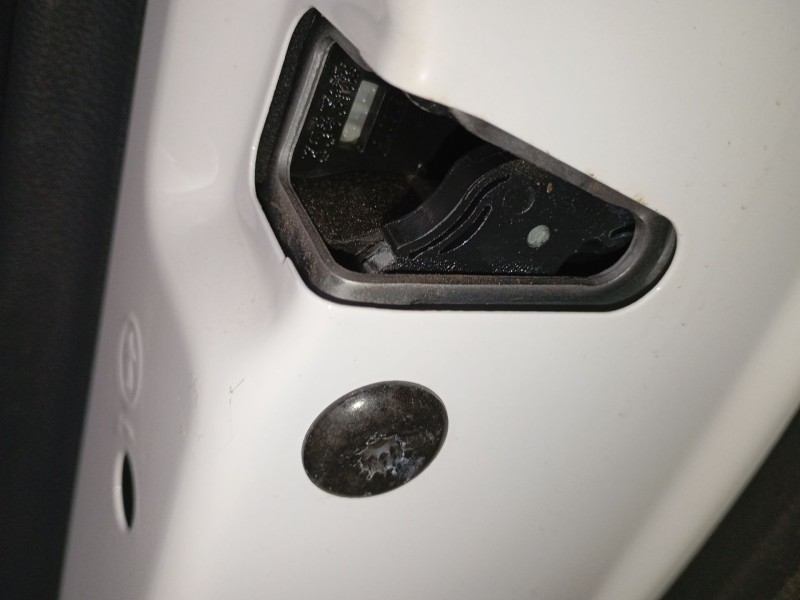 Recambio de cerradura puerta trasera derecha para skoda kamiq (nw4) 1.0 tsi referencia OEM IAM   