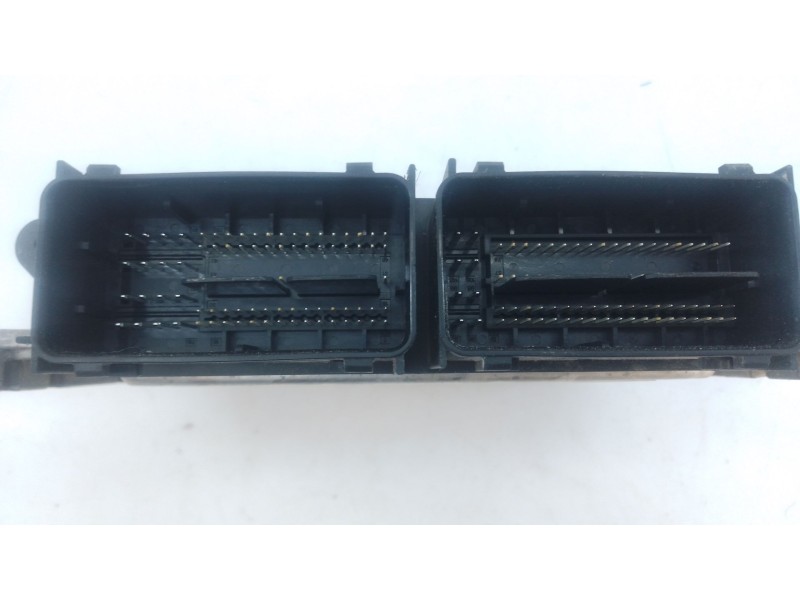 Recambio de centralita motor uce para ford focus iii turnier 1.5 tdci referencia OEM IAM F1F112A650YA 0281033067 