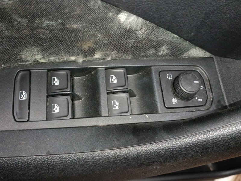 Recambio de mando elevalunas delantero izquierdo para skoda scala (nw1) 1.0 tsi referencia OEM IAM   