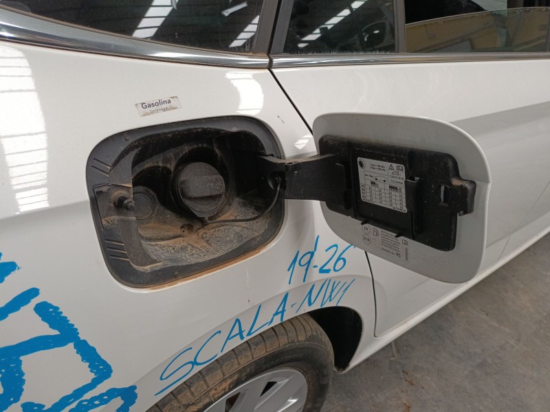 Recambio de tapa exterior combustible para skoda scala (nw1) 1.0 tsi referencia OEM IAM   