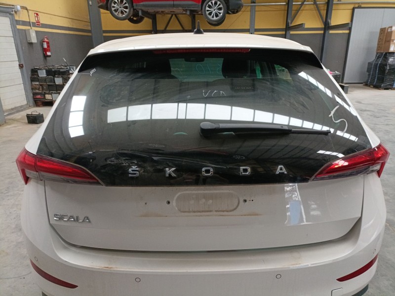 Recambio de porton trasero para skoda scala (nw1) 1.0 tsi referencia OEM IAM   