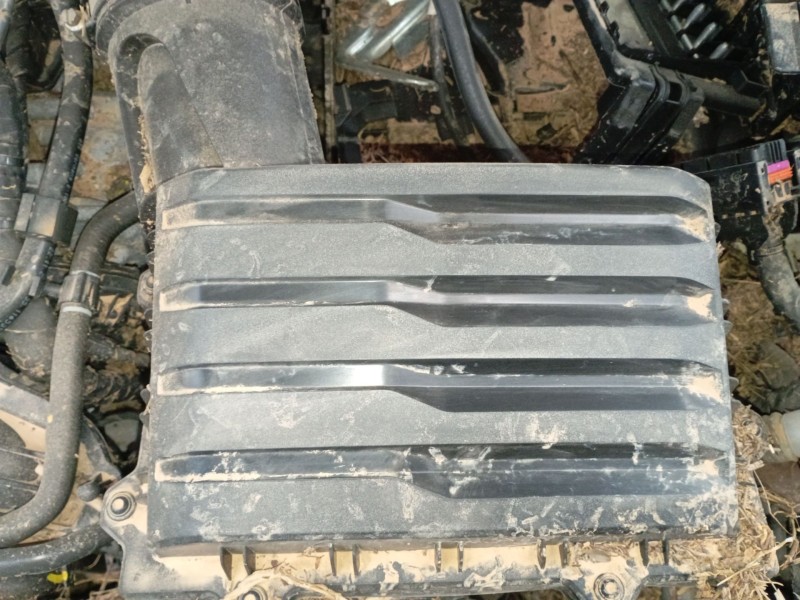 Recambio de filtro aire para skoda kamiq (nw4) 1.0 tsi referencia OEM IAM   