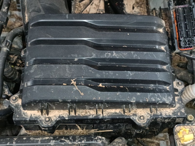 Recambio de filtro aire para skoda scala (nw1) 1.0 tsi referencia OEM IAM 5Q0129620F  