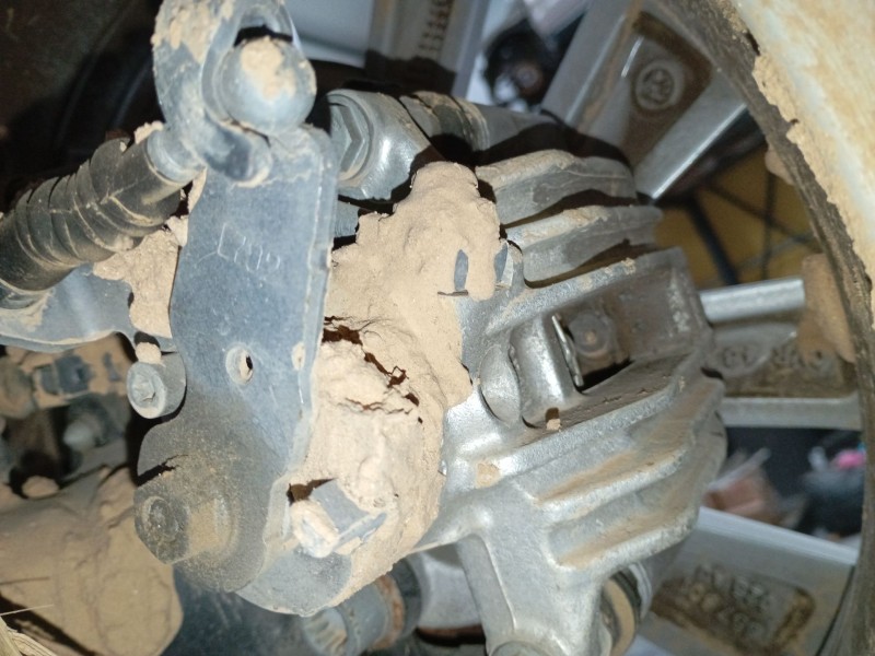 Recambio de pinza freno trasera derecha para skoda kamiq (nw4) 1.0 tsi referencia OEM IAM   