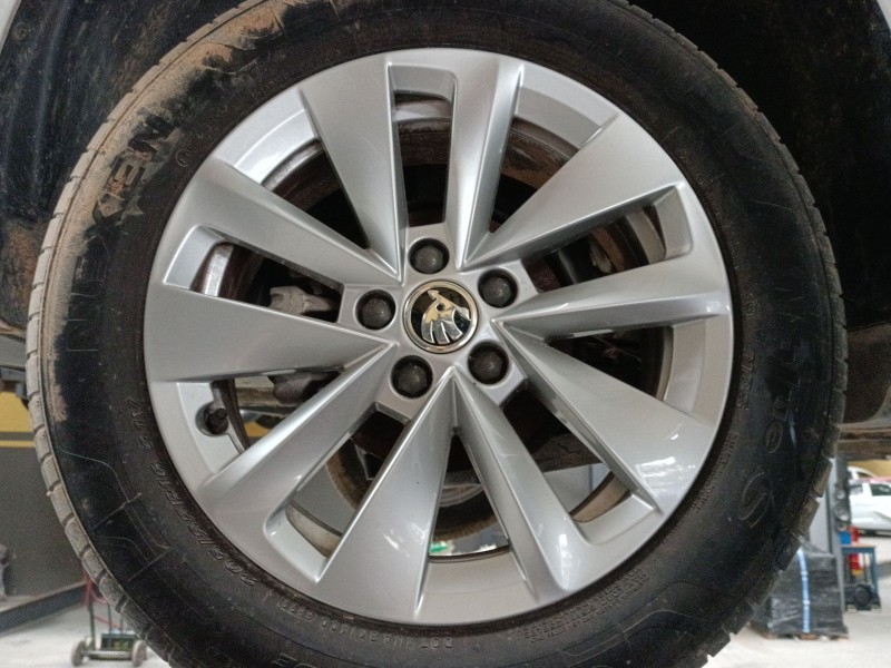 Recambio de llanta sin neumatico para skoda scala (nw1) 1.0 tsi referencia OEM IAM 16 PULGADAS  