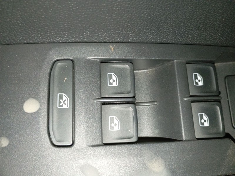 Recambio de mando elevalunas delantero izquierdo para volkswagen t-cross (c11, d31) 1.0 tsi referencia OEM IAM   