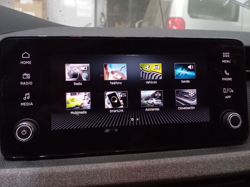 Recambio de sistema audio / radio cd para skoda kamiq (nw4) 1.0 tsi referencia OEM IAM   