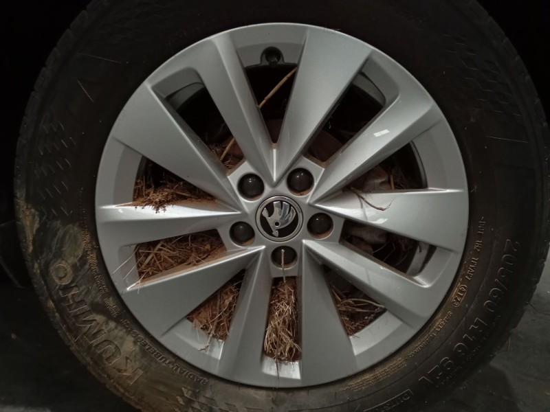 Recambio de llanta sin neumatico para skoda kamiq (nw4) 1.0 tsi referencia OEM IAM   