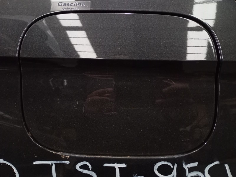 Recambio de tapa exterior combustible para skoda kamiq (nw4) 1.0 tsi referencia OEM IAM   