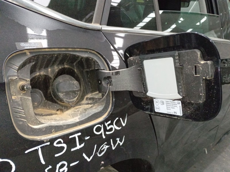 Recambio de tapa exterior combustible para skoda kamiq (nw4) 1.0 tsi referencia OEM IAM   