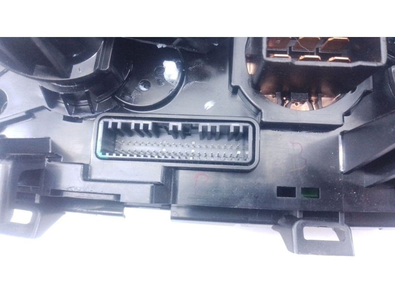 Recambio de mando calefaccion / aire acondicionado para hyundai i20 iii (bc3, bi3) 1.0 t-gdi referencia OEM IAM   