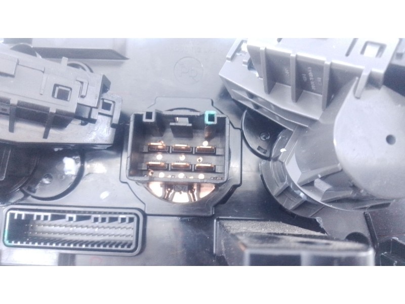 Recambio de mando calefaccion / aire acondicionado para hyundai i20 iii (bc3, bi3) 1.0 t-gdi referencia OEM IAM   