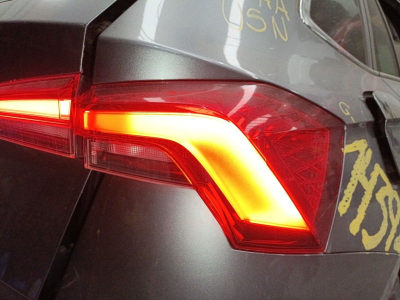 Recambio de piloto trasero derecho para skoda kamiq (nw4) 1.0 tsi referencia OEM IAM   