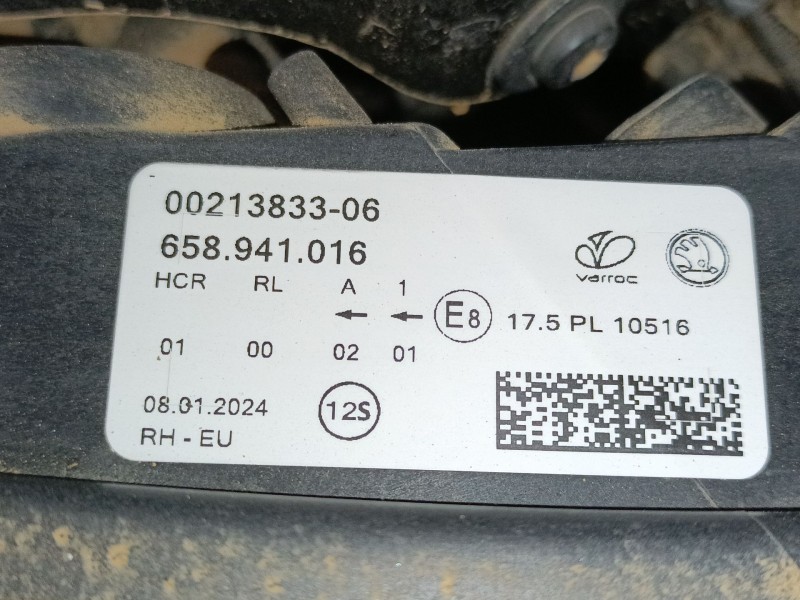 Recambio de faro derecho xenon para skoda kamiq (nw4) 1.0 tsi referencia OEM IAM 658941016  