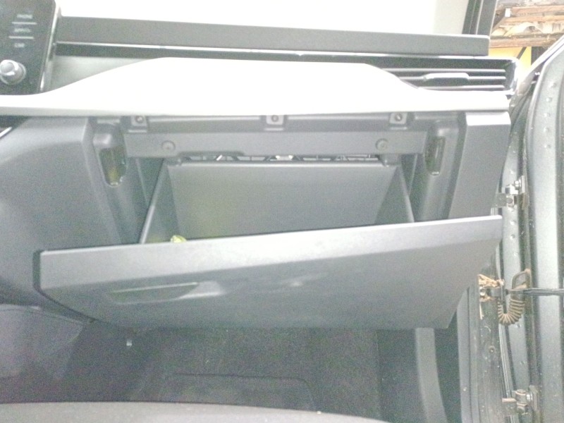 Recambio de guantera para skoda kamiq (nw4) 1.0 tsi referencia OEM IAM   