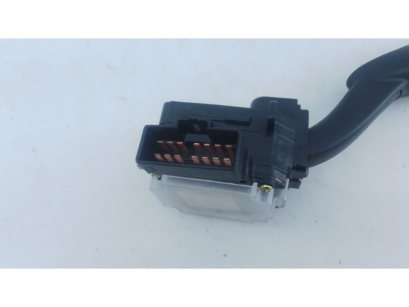 Recambio de mando limpia para ssangyong rexton w limited 4wd referencia OEM IAM   