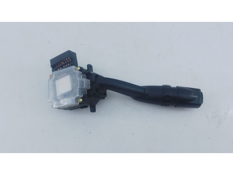 Recambio de mando limpia para ssangyong rexton w limited 4wd referencia OEM IAM   