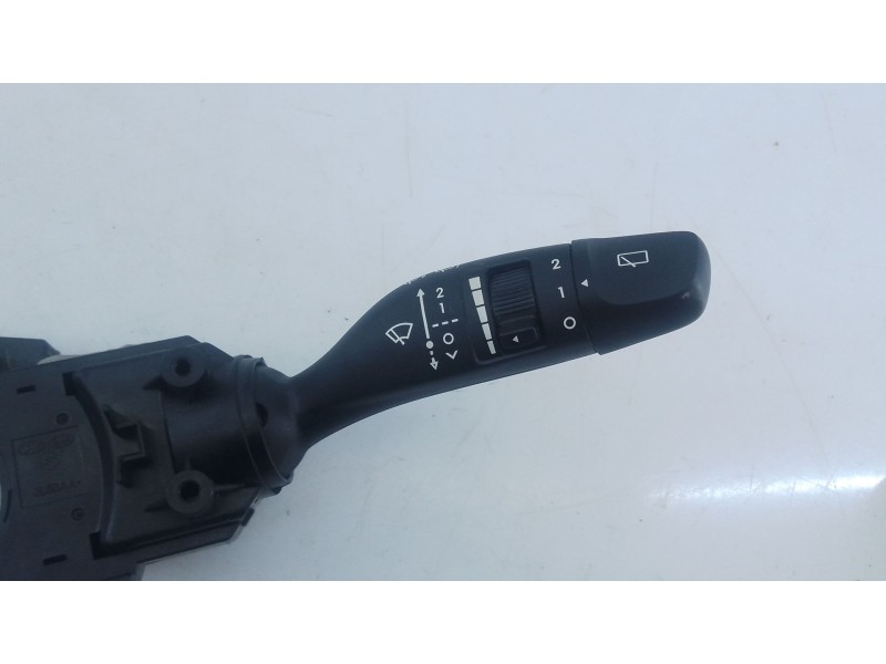 Recambio de mando intermitentes para hyundai i20 iii (bc3, bi3) 1.0 t-gdi referencia OEM IAM   