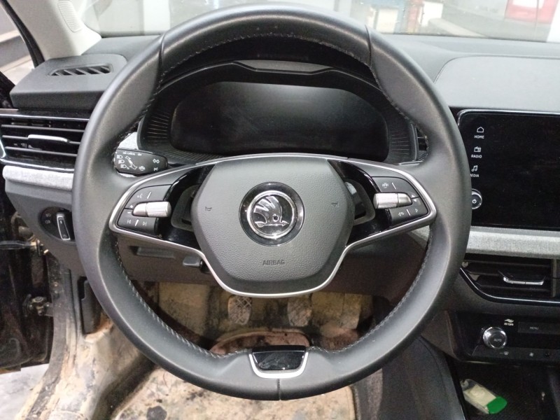 Recambio de volante para skoda kamiq (nw4) 1.0 tsi referencia OEM IAM   